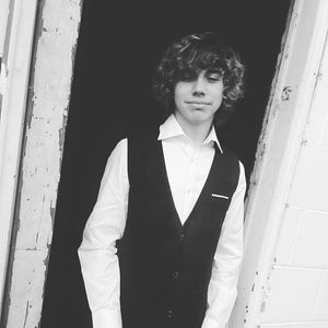 Meet your Posher, Jay jay